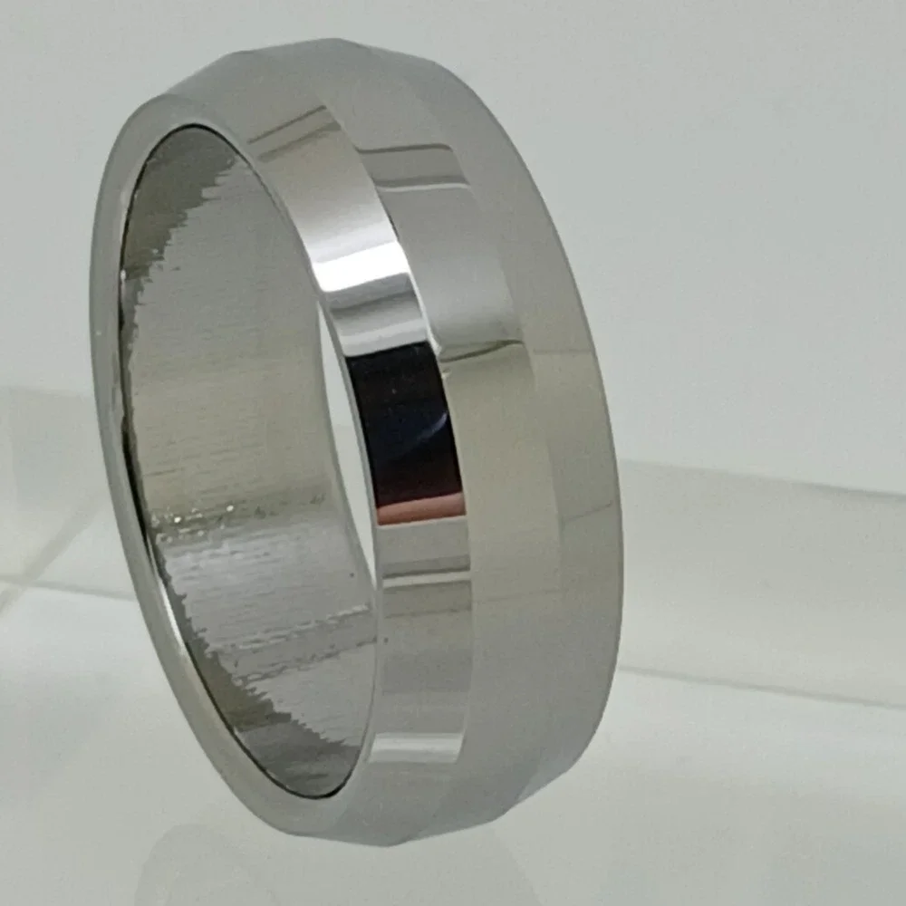 Vintage Tungsten Carbide 8mm Beveled Edge Ring Mens Size 11.5 Silver Tone Y2K